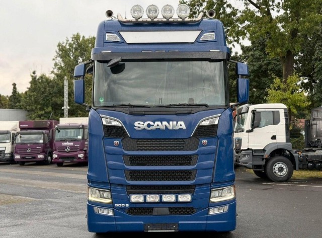 scania