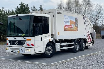 EEV * Automat * Podnoszona/Skrętna Oś * Poduszki Przód/Tył *