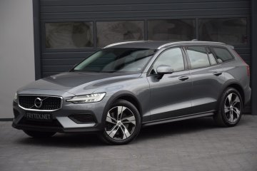 2.0 D4 (190 KM) AWD * Momentum Pro * Full LED * El. Klapa * Półskóra *
