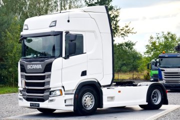 Klimatyzacja Postojowa * LED * ACC * Asystent Pasa Ruchu * Kamery