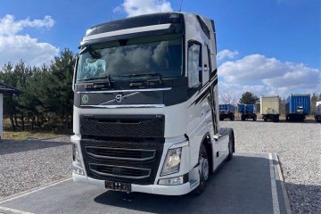 Standard * 2 Zbiorniki * Ogrzewanie Postojowe * Nawigacja *